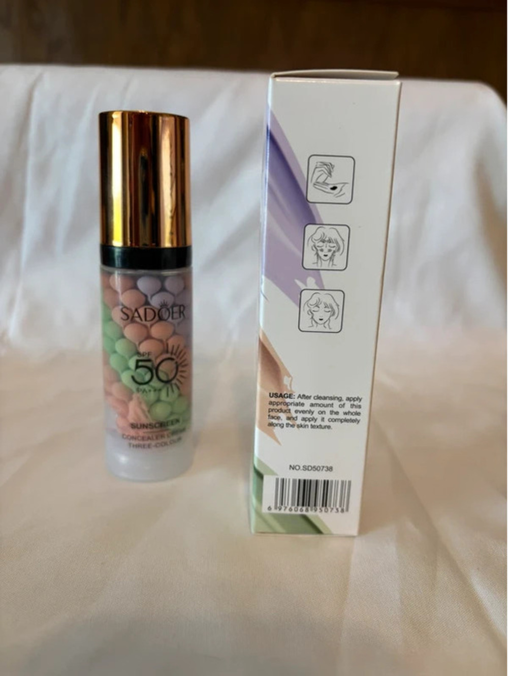 Concealer Cream Tri-Color with sunscreen - Picture 2 of 4
